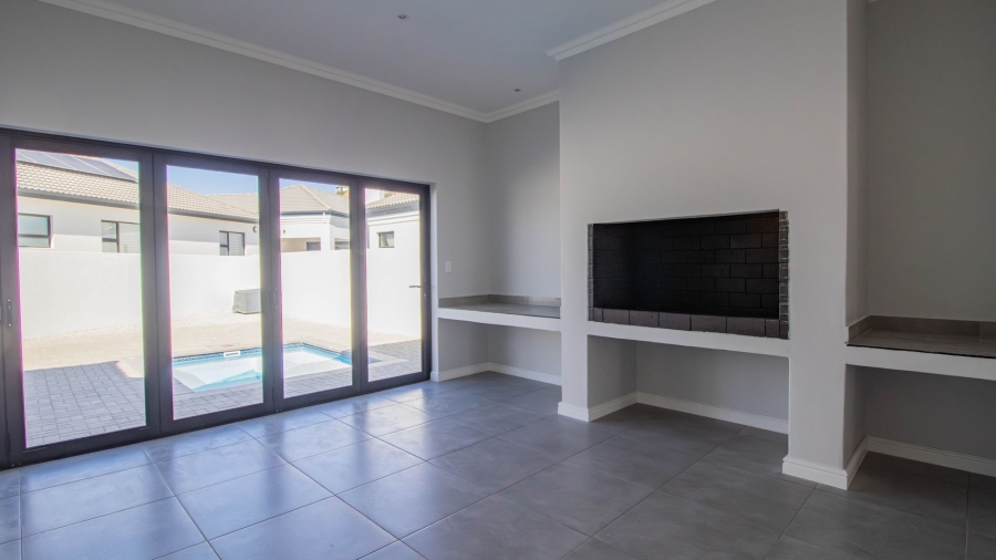 3 Bedroom Property for Sale in Lampiesbaai Western Cape